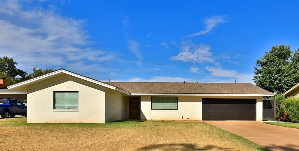 Property Photo:  318 Moore Drive  TX 79605 