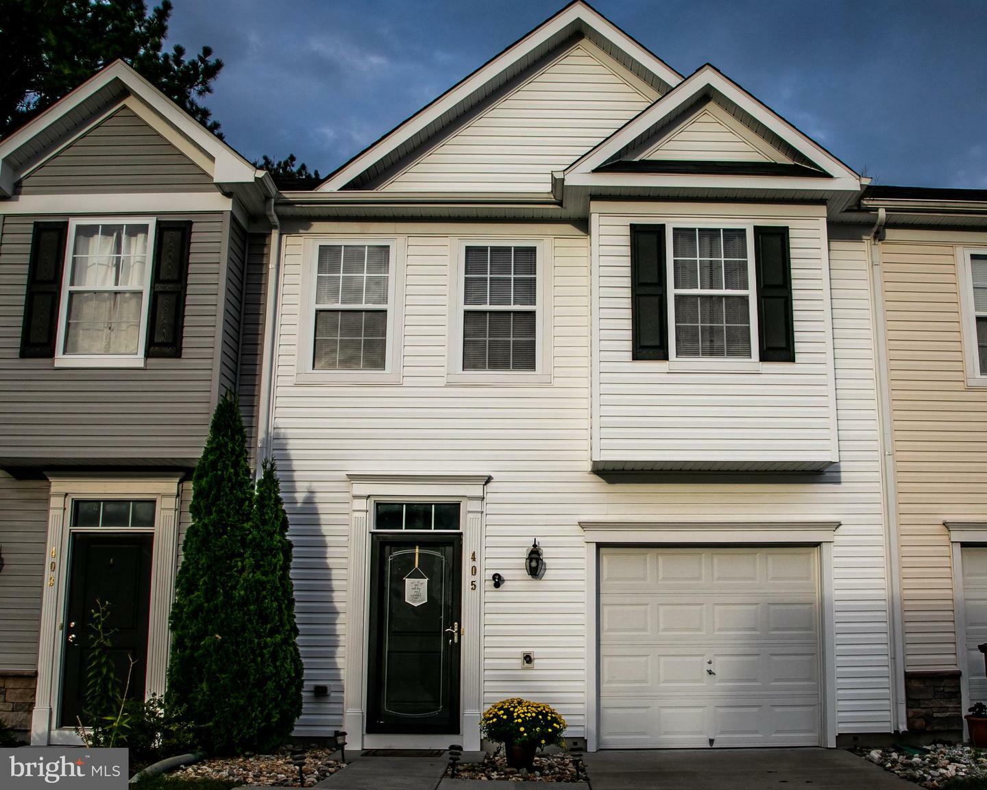 Property Photo:  405 Silversmith Lane  MD 21826 