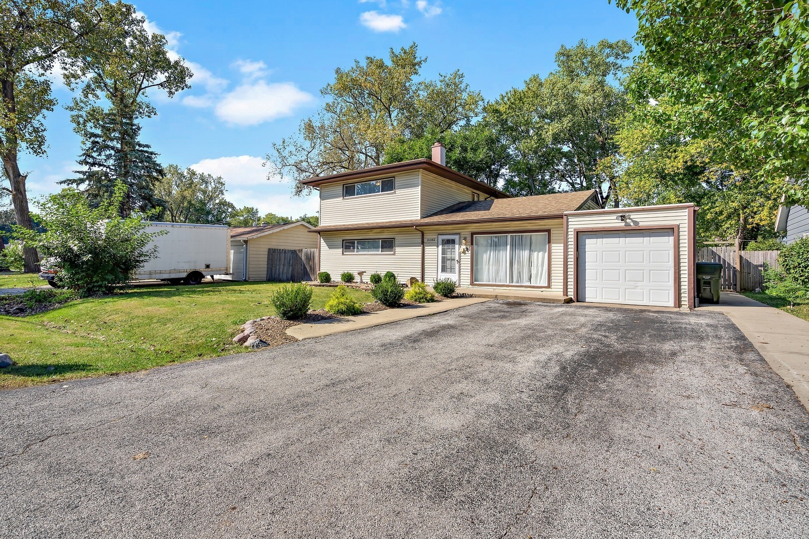 Property Photo: 16342 Homan Avenue IL 60428