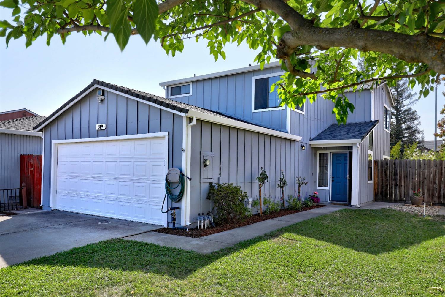 Property Photo:  319 Hemphill Way  CA 95678 