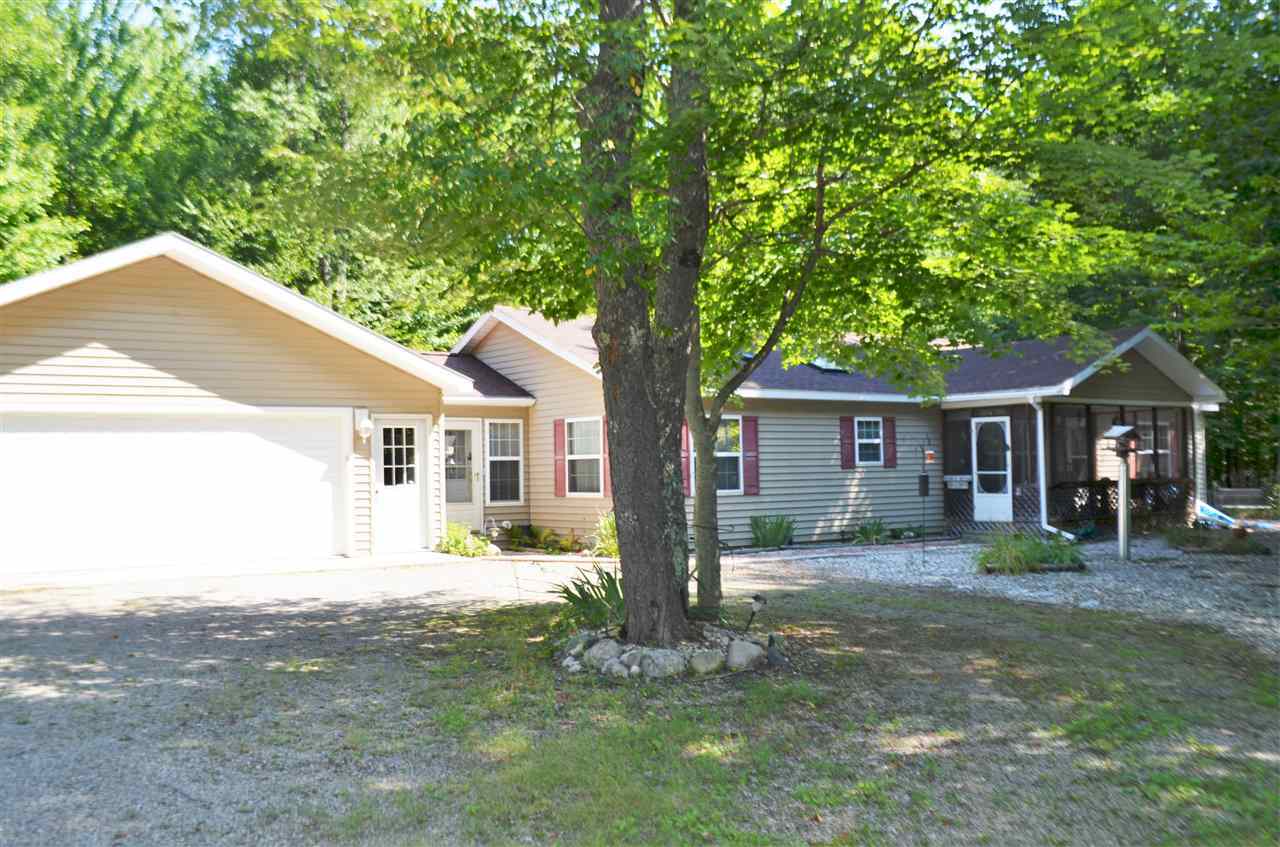 Property Photo: 06720 Pincherry MI 49720