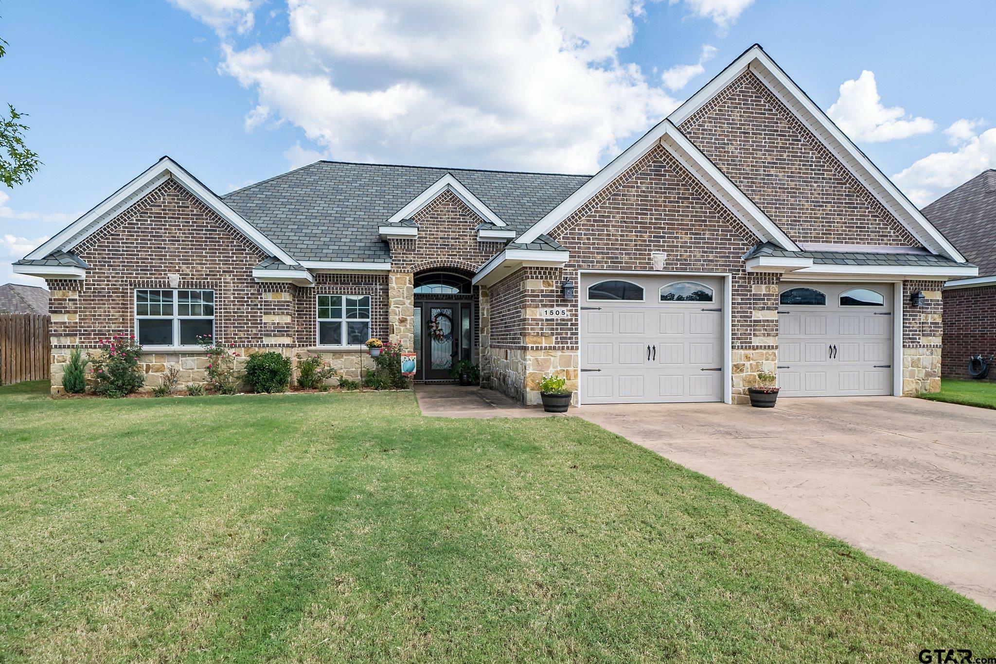 Property Photo:  1505 Lucy Circle  TX 75771 