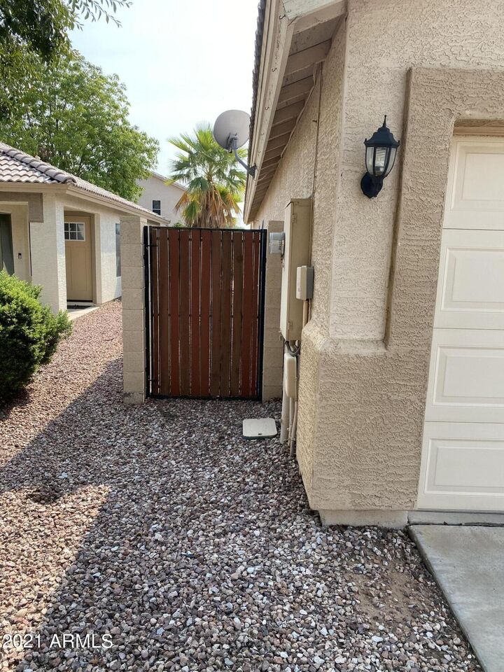 Property Photo: 15345 W Port Royale Lane W AZ 85379