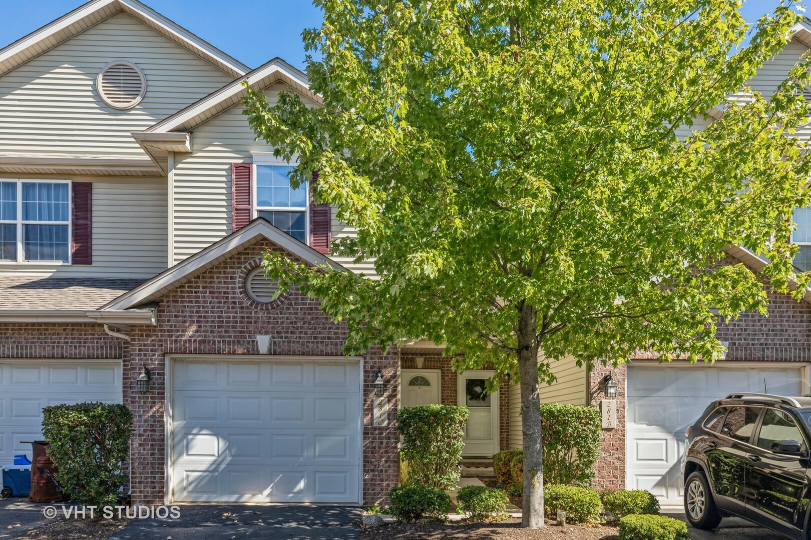 Property Photo:  281 Bent Grass Circle C  IL 60115 