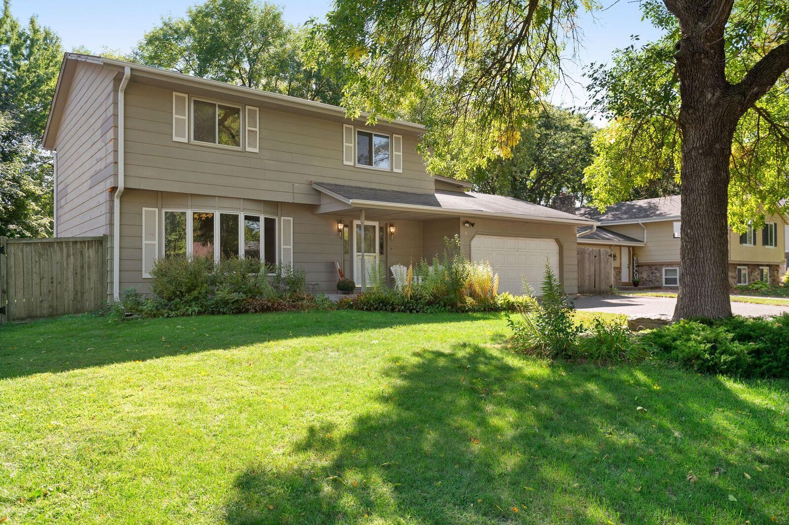 Property Photo: 9001 66th Avenue N MN 55428