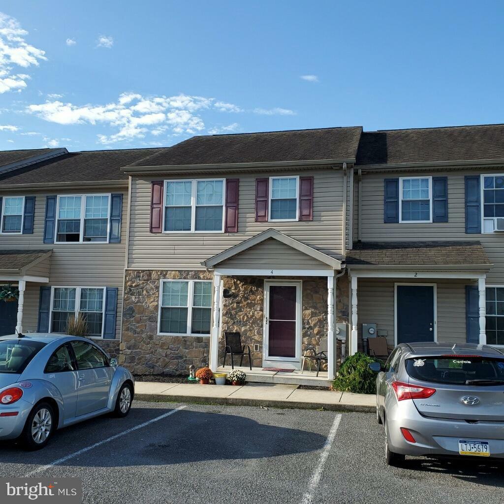 Property Photo: 4 E Ninth PA 17268