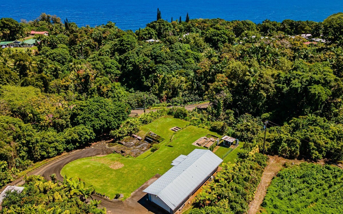 Property Photo:  27-429 Old Mamalahoa Hwy  HI 96781 