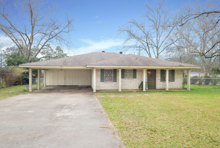 1805 Elmer Neely Dr.  Deridder LA 70634 photo