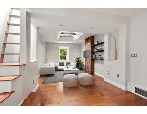 Property Photo: 33 E Springfield St 3 MA 02118