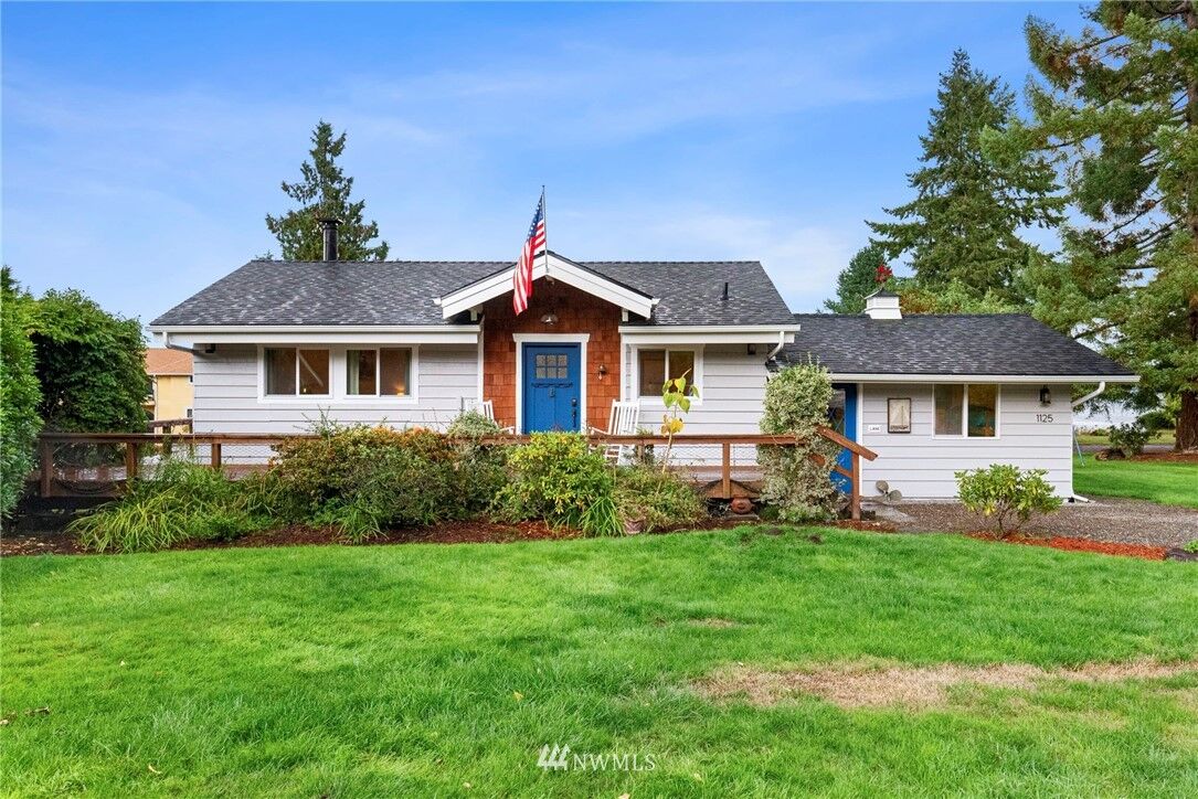Property Photo: 1125 Hyak Place WA 98333