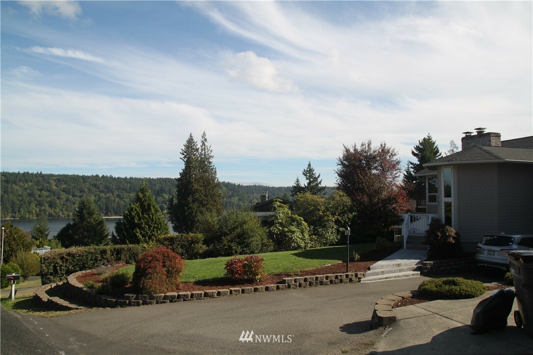 Property Photo:  4189 NE Papoose Place  WA 98311 