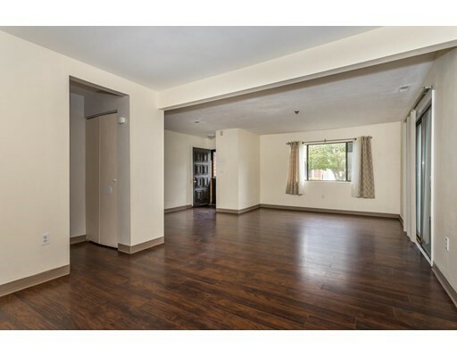Property Photo: 51 Meadowood Dr 51 MA 02072