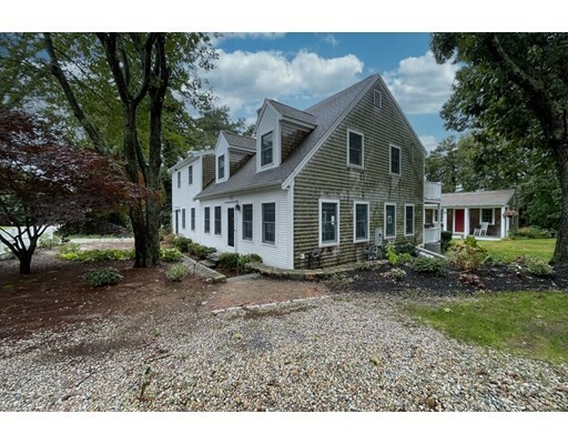 Property Photo: 882 Route 6A MA 02675