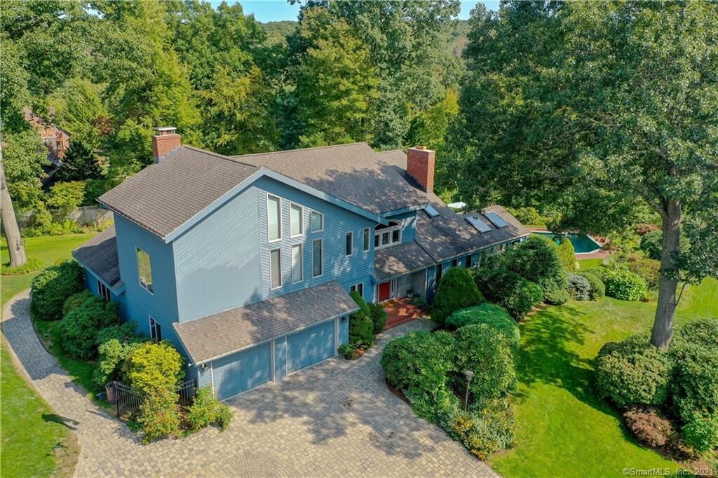 Property Photo: 15 Kimberly Drive CT 06040