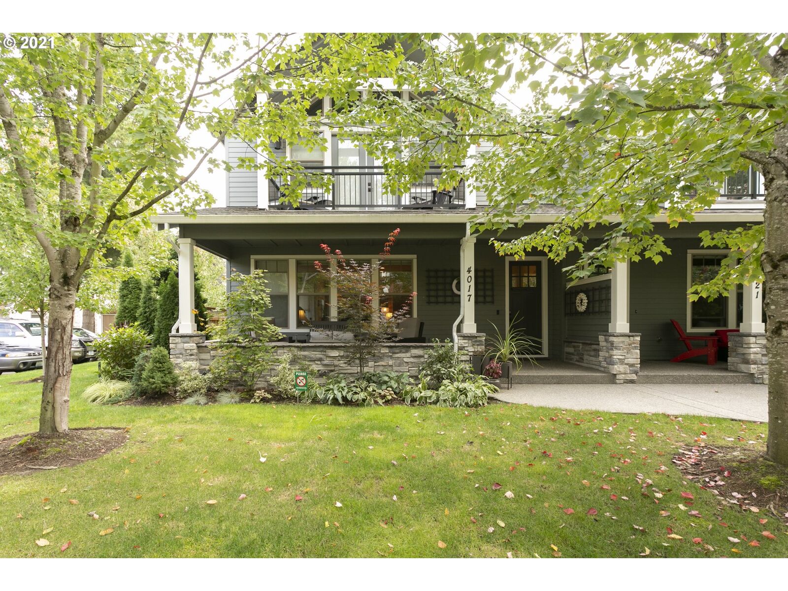 Property Photo: 4017 NW 76th Ave 103 WA 98607