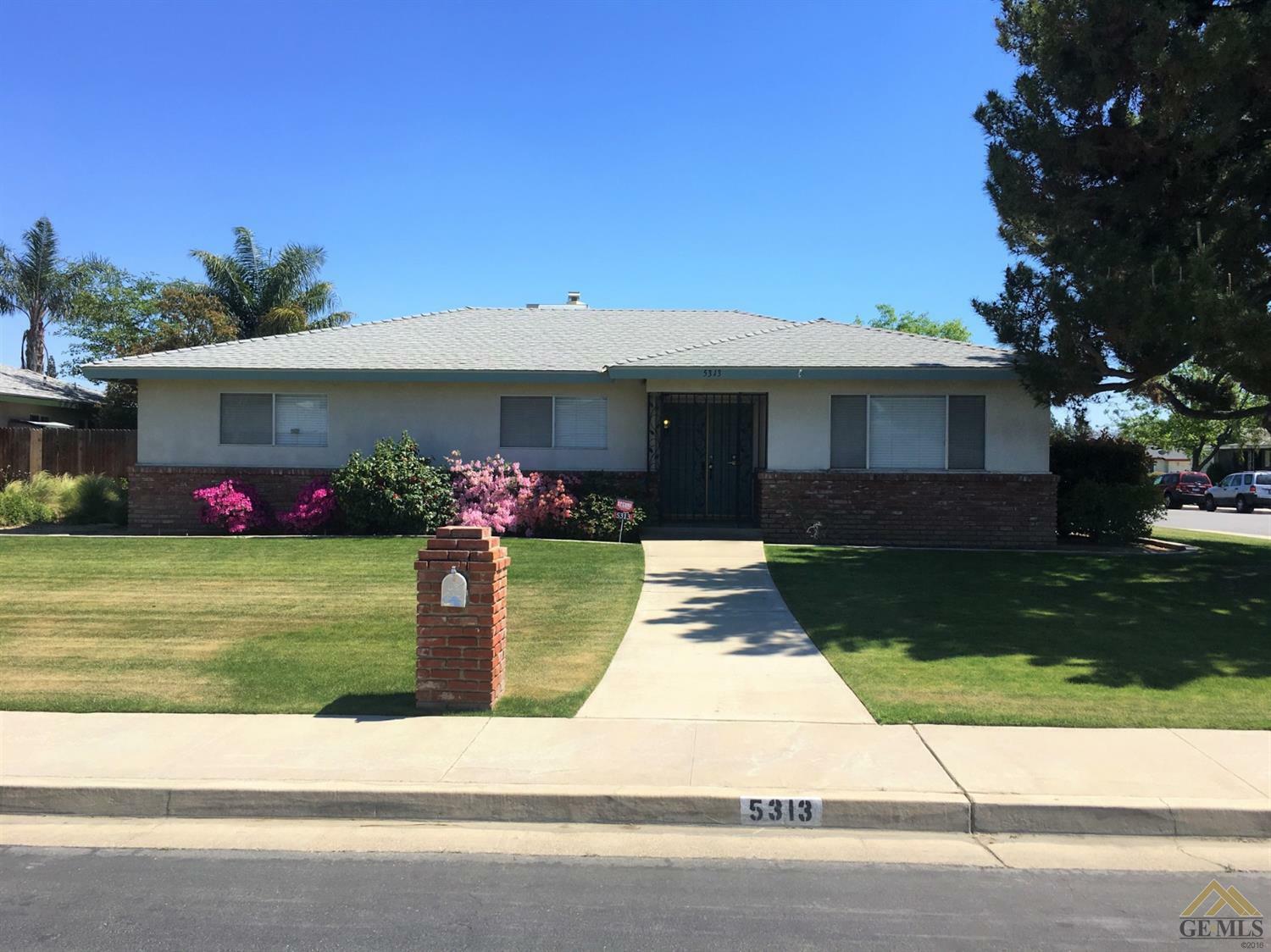 5313 Lamar Court  Bakersfield CA 93309 photo