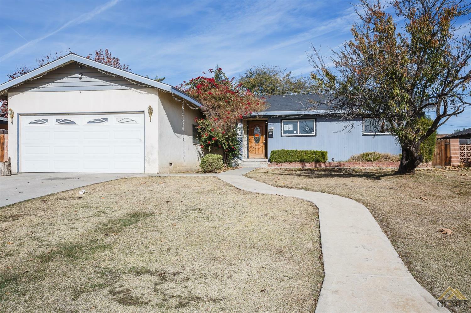 Property Photo:  1000 Devore Avenue  CA 93308 