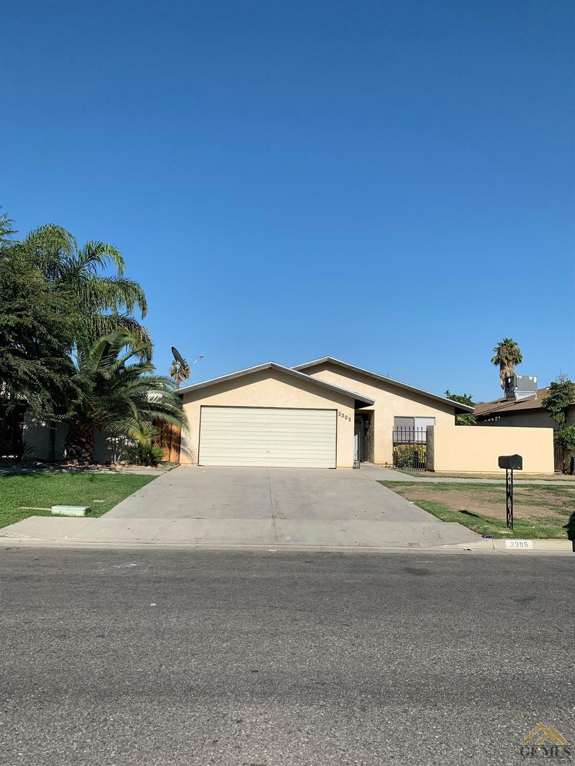 Property Photo:  3305 Starburst Court  CA 93309 