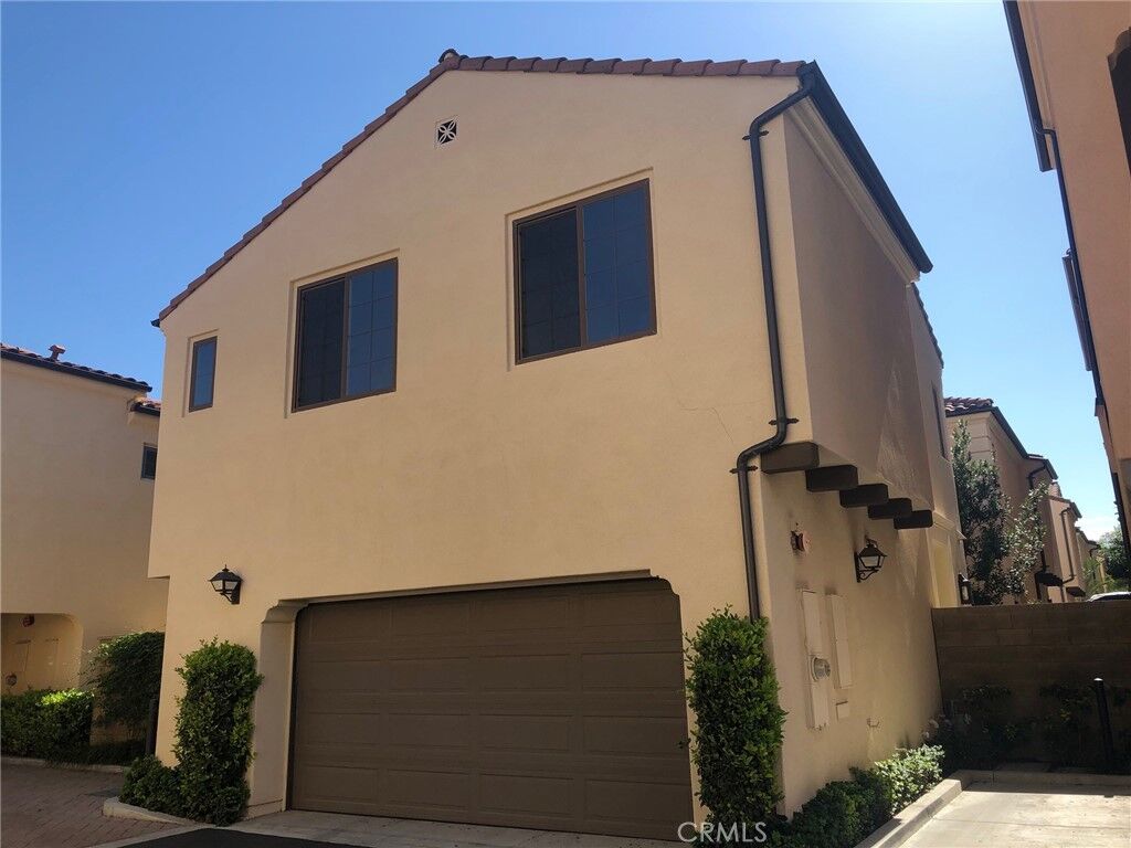 Property Photo: 95 Painted Trellis CA 92620