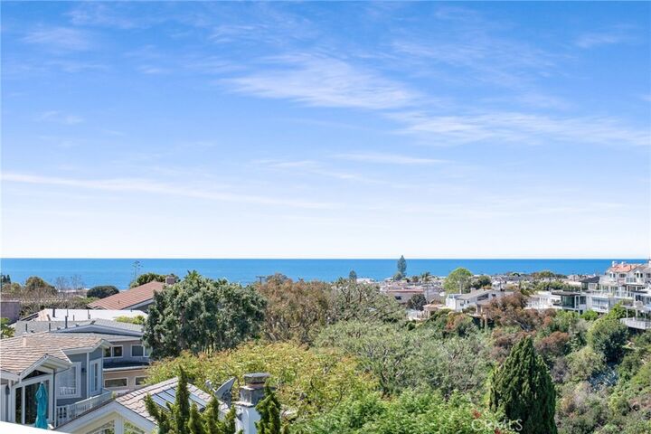 Property Photo: 416 De Sola Ter CA 92625
