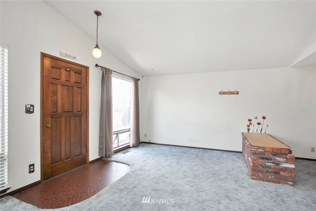 Property Photo: 1714 Sunset Drive WA 99362