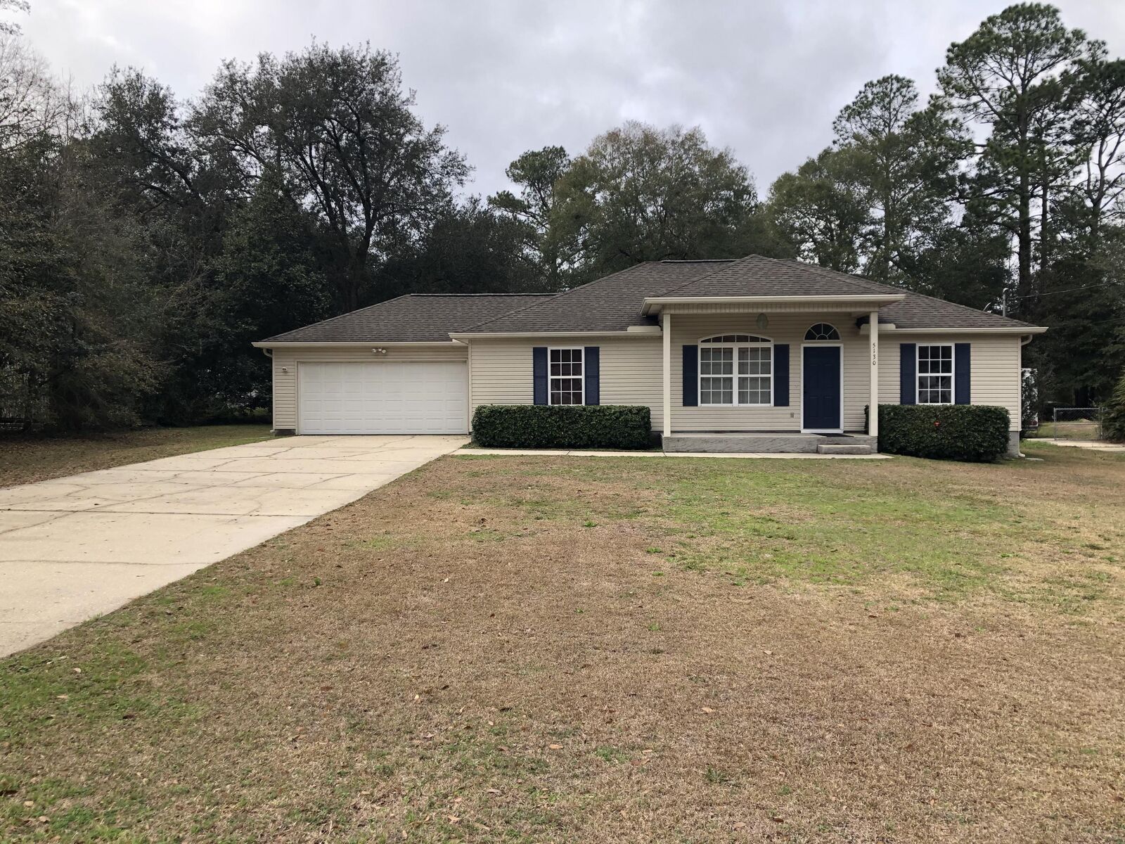 Property Photo: 5130 Dunedin Street FL 32539