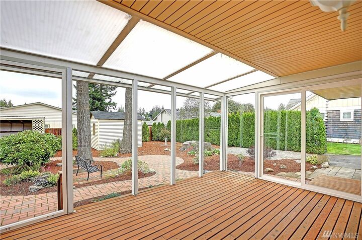 Property Photo:  275 Prestwick Dr  WA 98282 