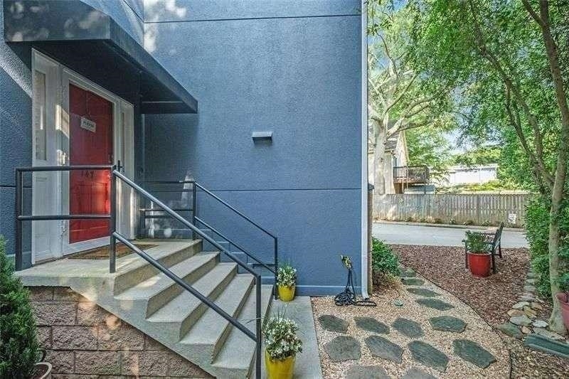 Property Photo: 147 Battery Place GA 30307