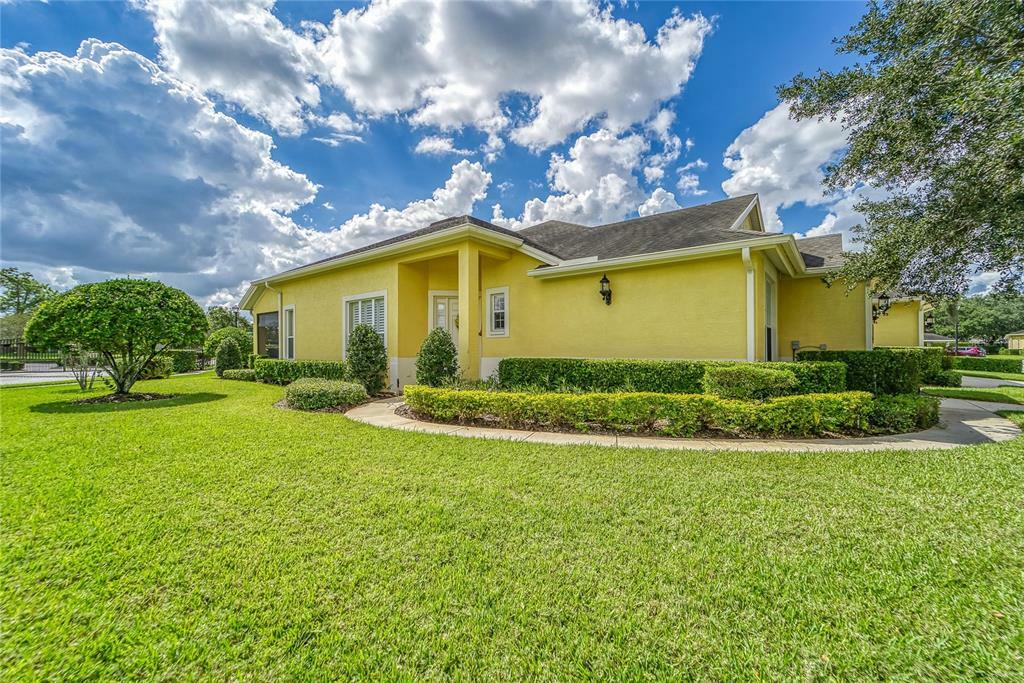 Property Photo:  3019 Mission Lakes Drive 1  FL 33803 