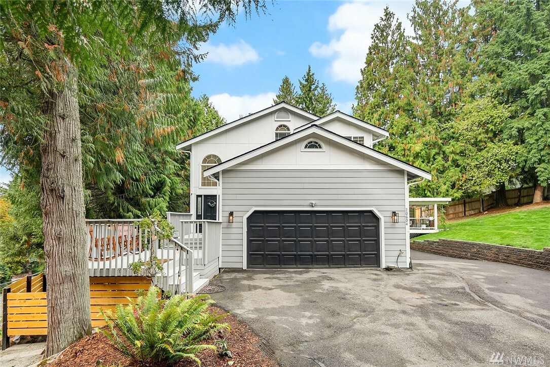 Property Photo:  20604 NE 2nd St  WA 98074 