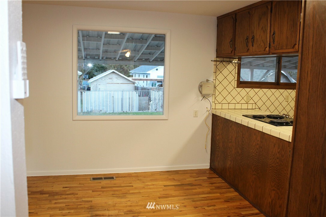 Property Photo: 1007 Dartmouth Avenue WA 98801