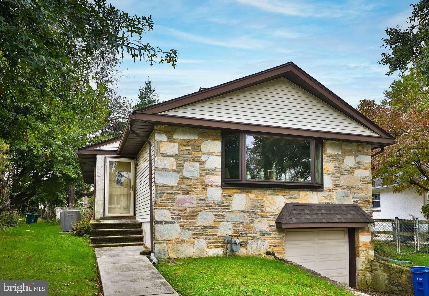 Property Photo: 257 Perry PA 19027