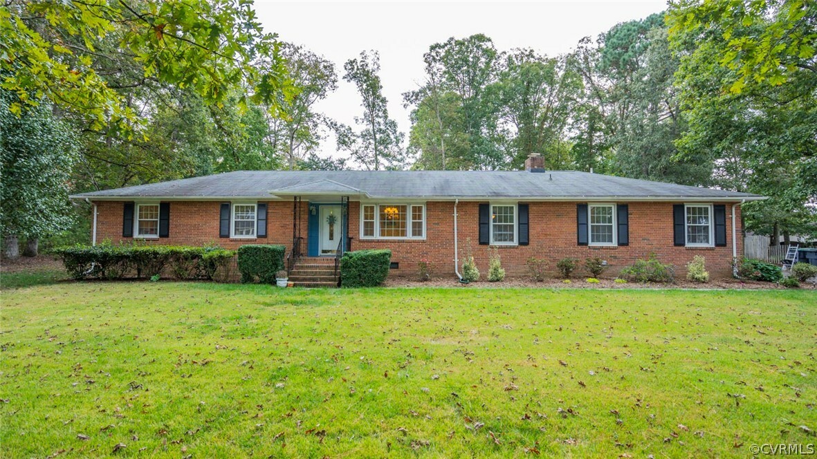 Property Photo:  11042 Palmwood Circle  VA 23116 