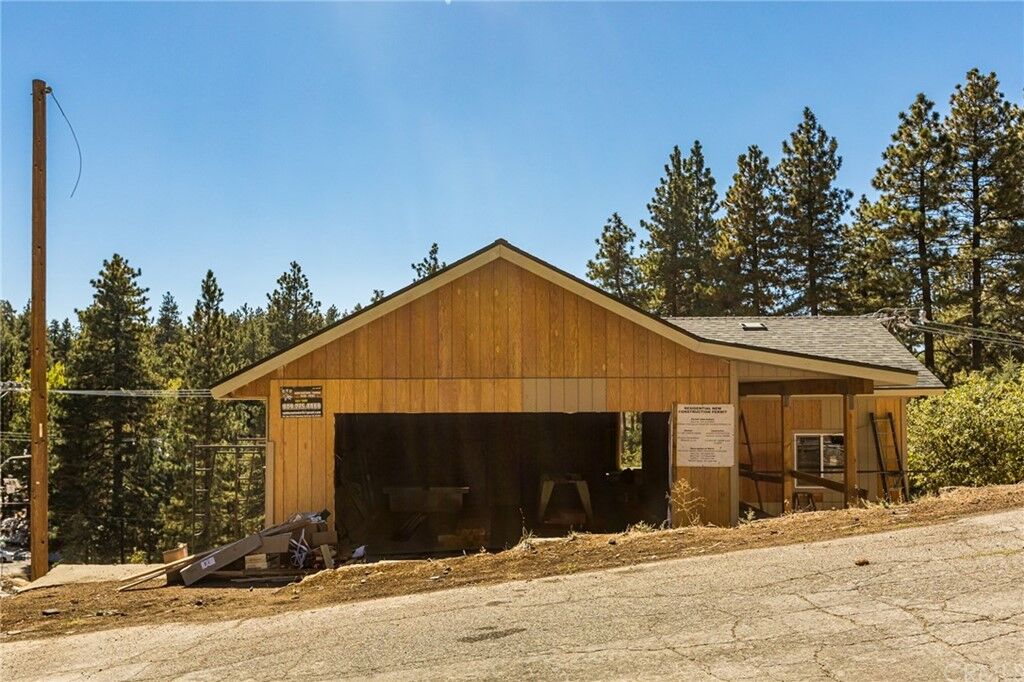 Property Photo:  31485 Valley Ridge Drive  CA 92382 