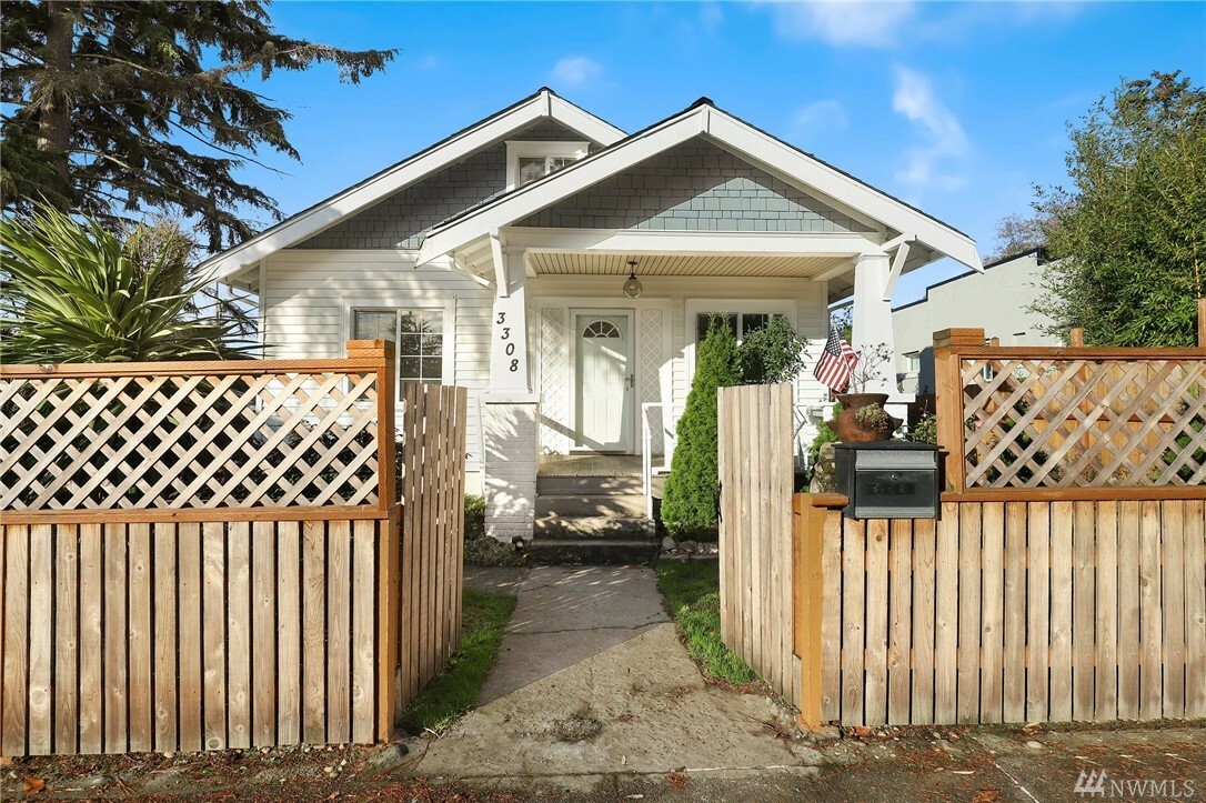 Property Photo:  3308 E K St  WA 98404 