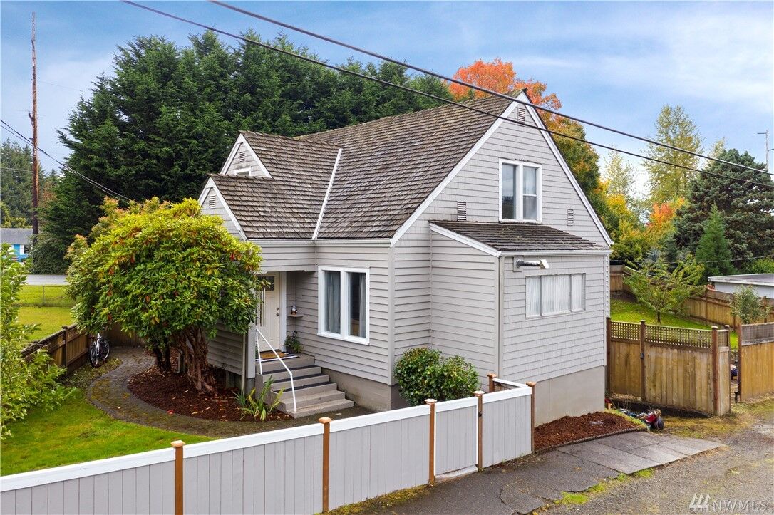 Property Photo: 847 W Marcy Ave WA 98563