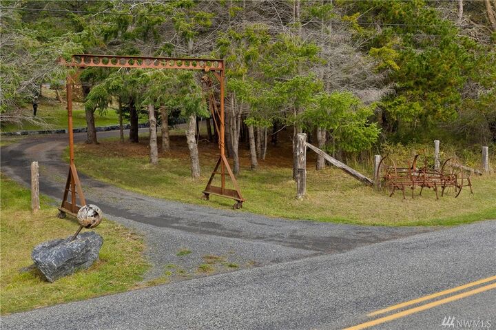 Property Photo: 1062 Yacht Haven Rd WA 98250