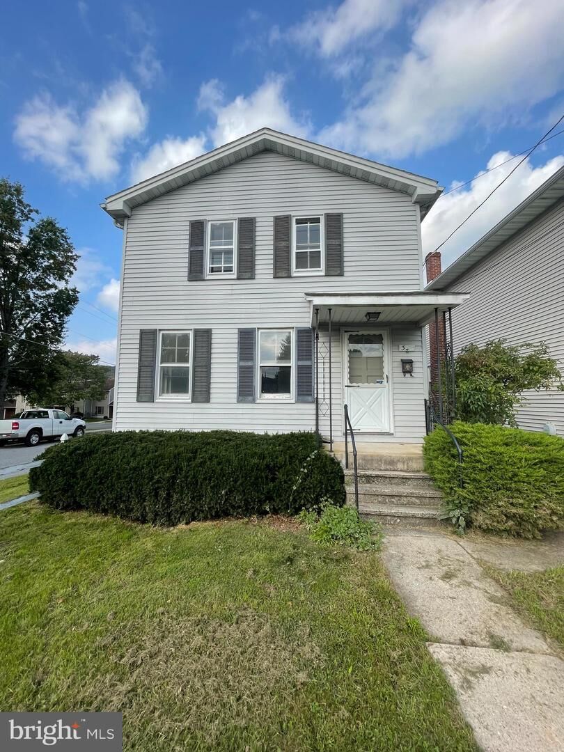 Property Photo:  321 W Mifflin Street  PA 17961 