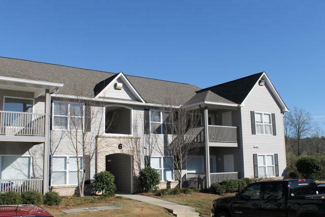 Property Photo:  1385 S Donahue Drive 6-201  AL 36832 