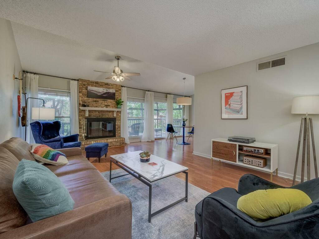 Property Photo: 8900 Parkfield Drive C TX 78758