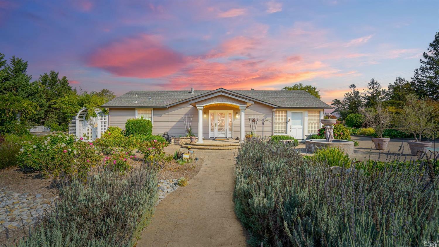 Property Photo: 196 Nita Way CA 94951