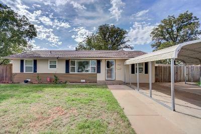 Property Photo: 1214 E Hill Street TX 79316
