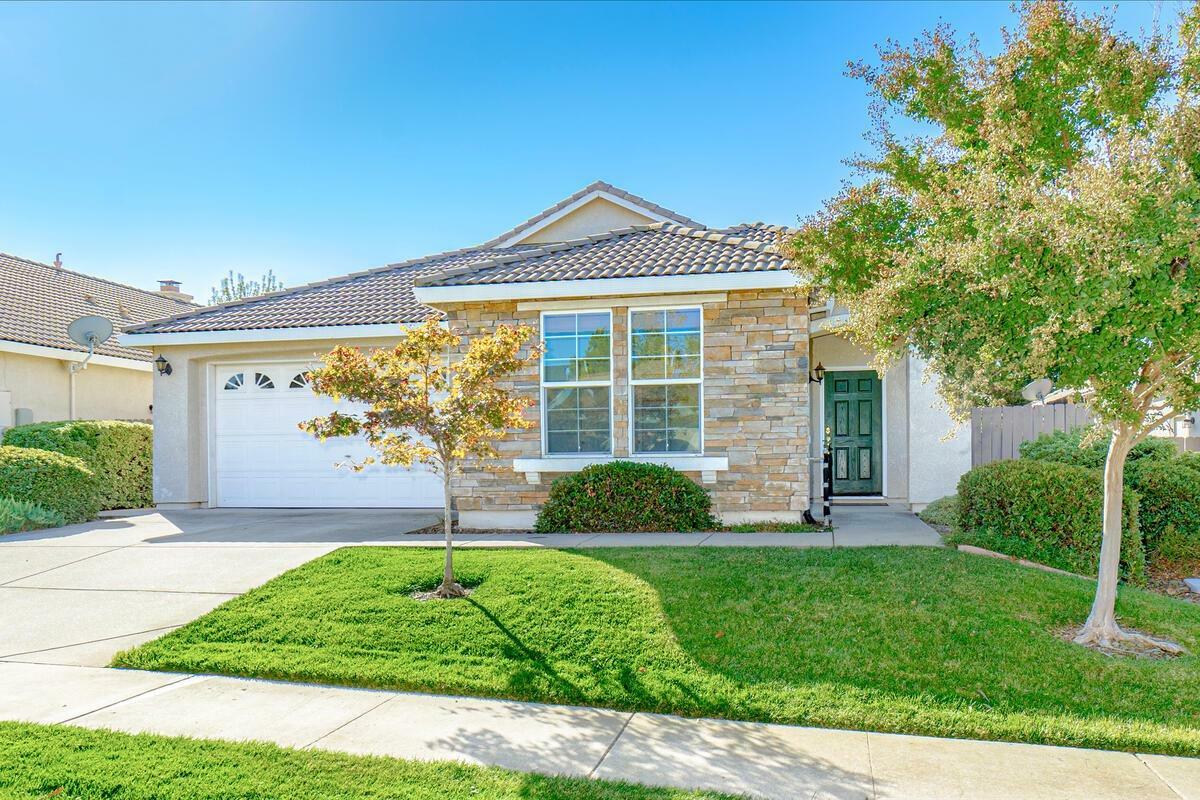 Property Photo: 8030 Fallview Way CA 95762