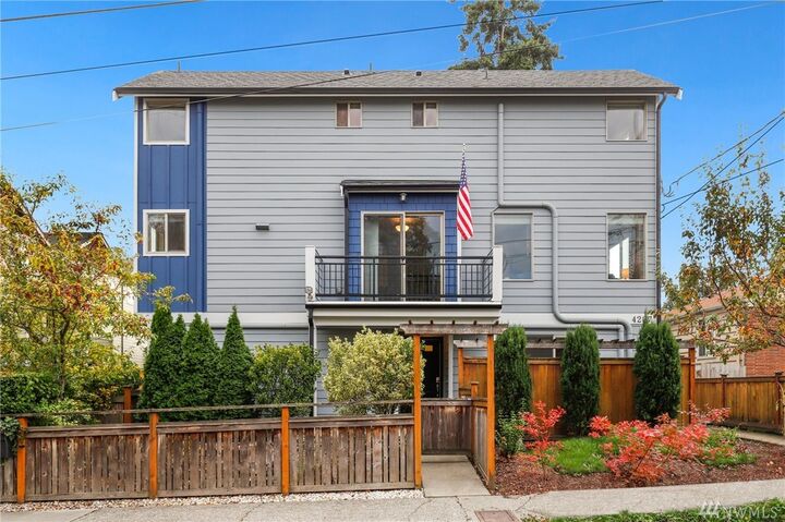 Property Photo:  4237 S Bozeman St A  WA 98118 