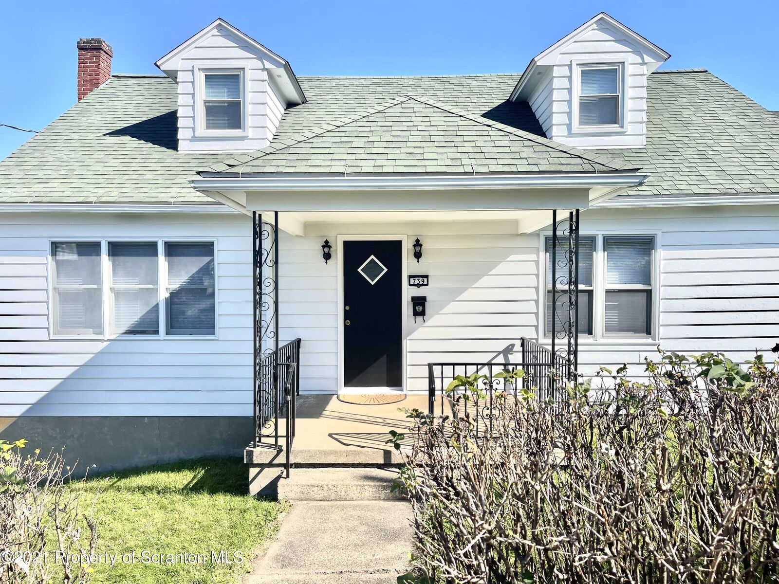 Property Photo:  739 Alder Street  PA 18505 