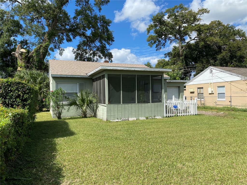 Property Photo:  914 Mack Avenue  FL 32805 