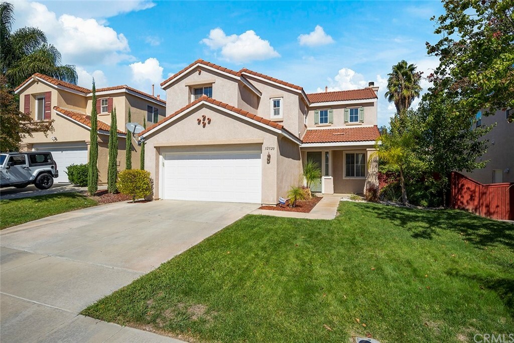 Property Photo:  32520 Bergamo Court  CA 92592 