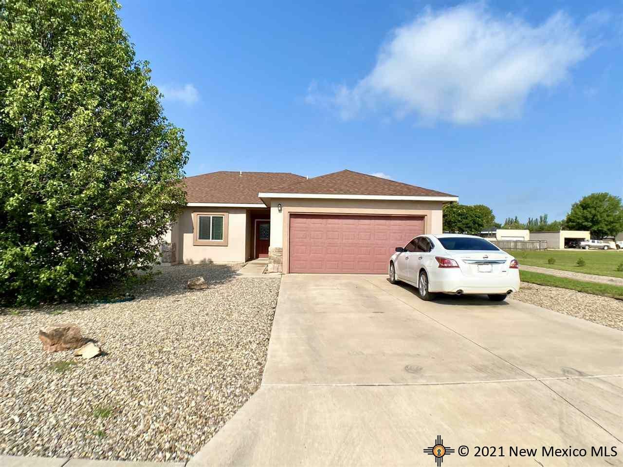 Property Photo: 105 N Avenue R Avenue NM 88130