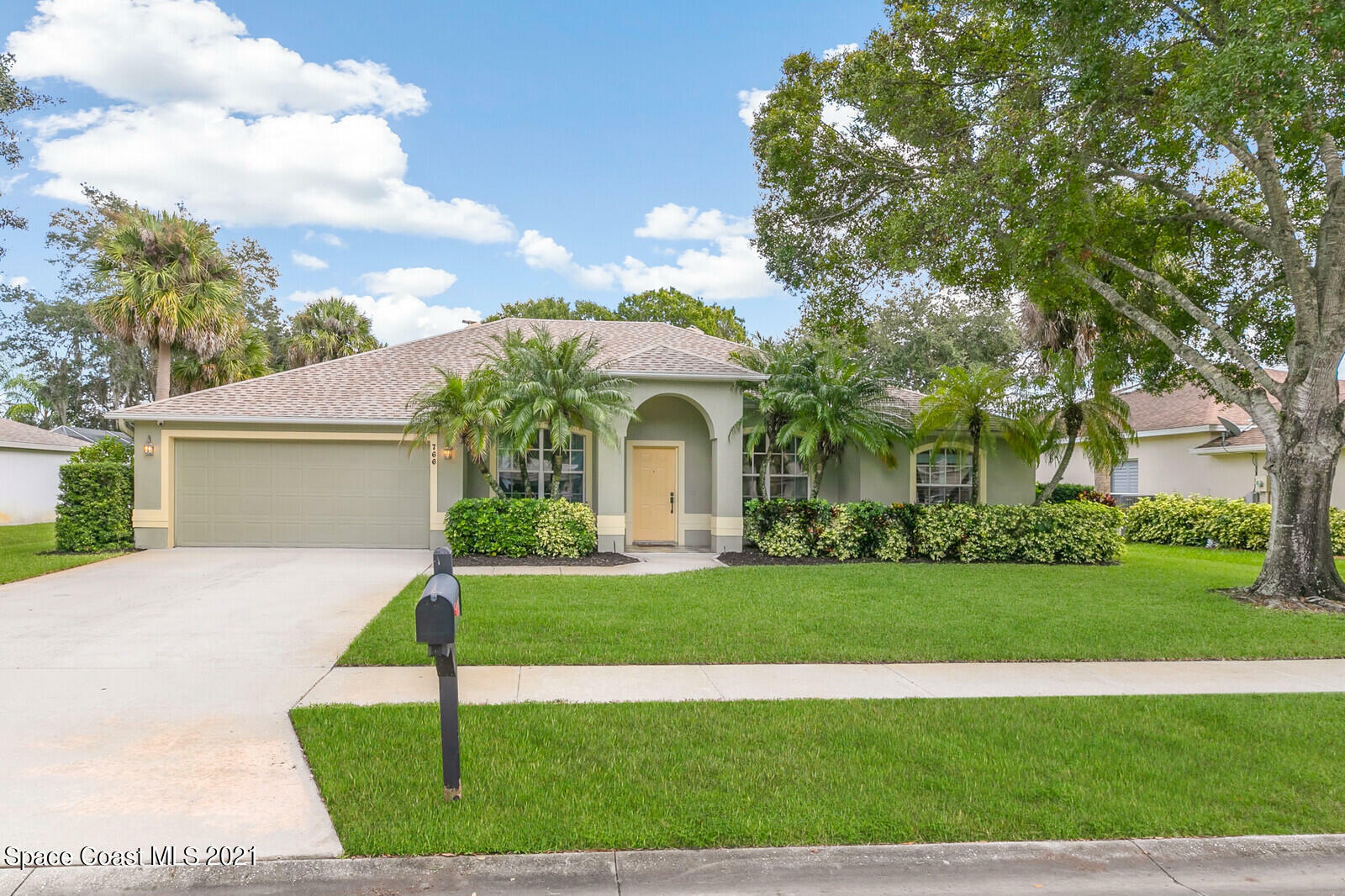 Property Photo:  766 Conestee Drive  FL 32904 