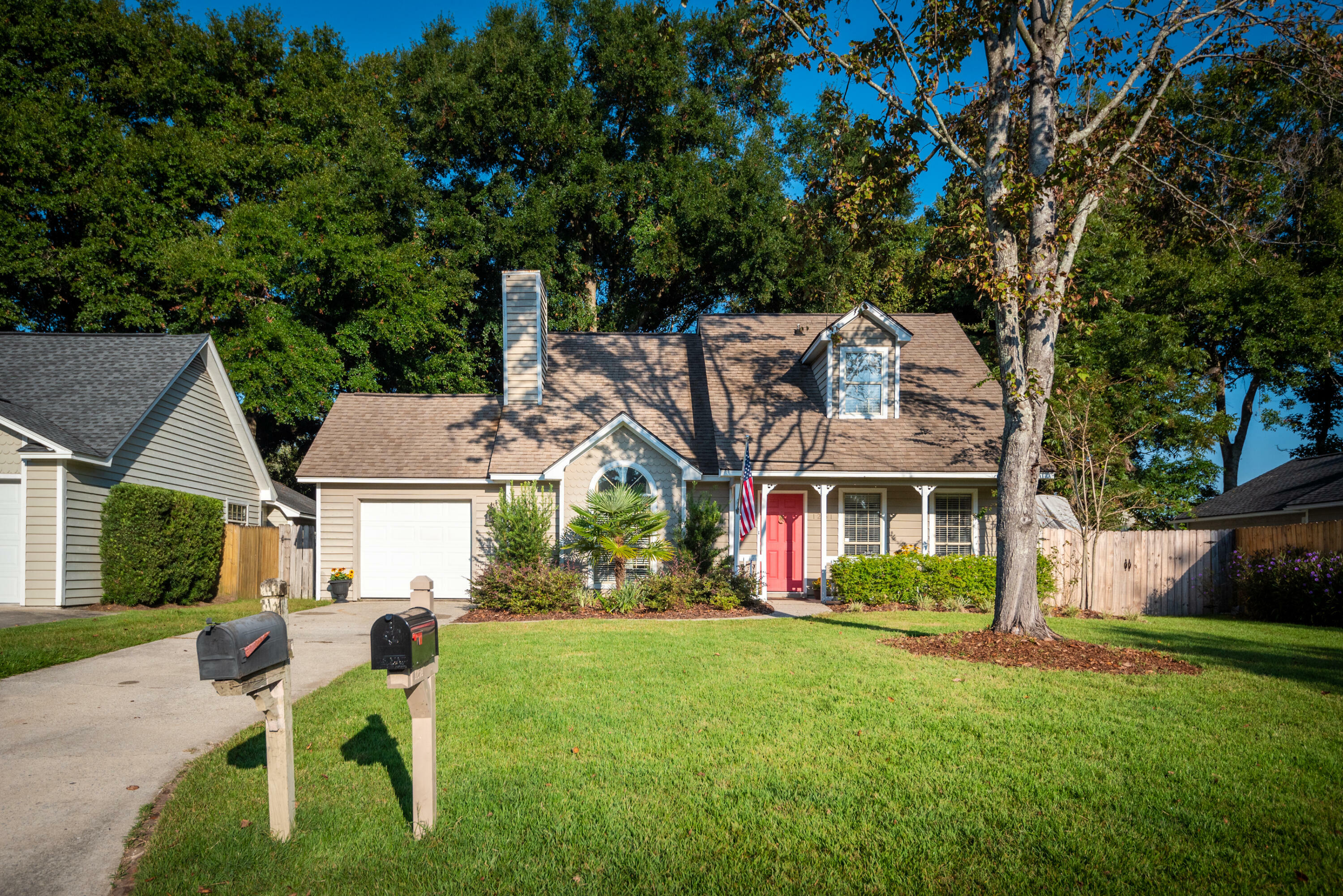 Property Photo: 1251 Llewellyn Road SC 29464